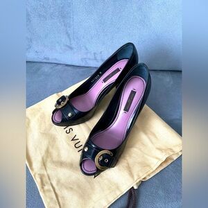 ELEGANT LOUIS VUITTON shoes🌹🌹🌹